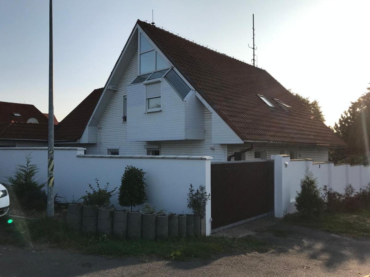 Homestay U Hanky Zdiby Dış mekan fotoğraf